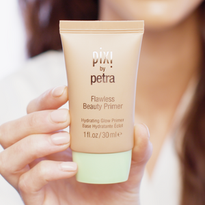 Flawless Beauty Primer in hand