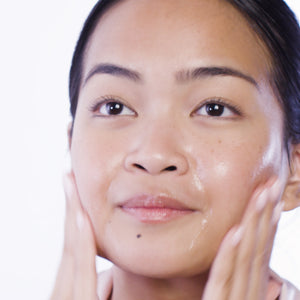 Glow Tonic Serum view 5 of 10